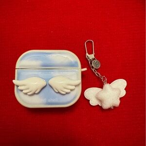 Sky Blue Winged Airpods Case